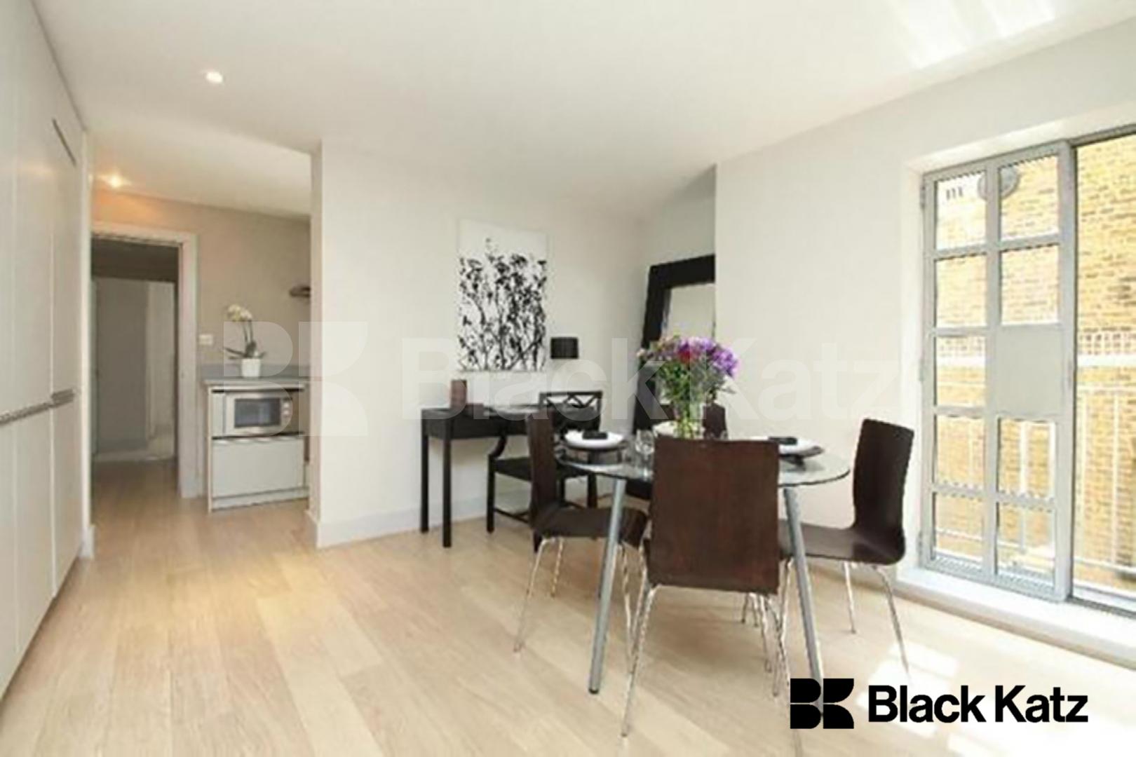  Boasting size, quality & location Bombay Court  St.Marychurch Street , Rotherhithe Village